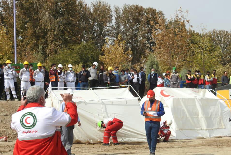  اجرای مانور در خط 2 قطار شهری کلانشهر اصفهان با مشارکت جمعیت هلال احمر